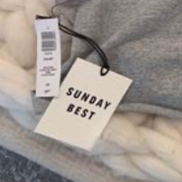 Sunday Best Colby Tank - Picture 4 of 4